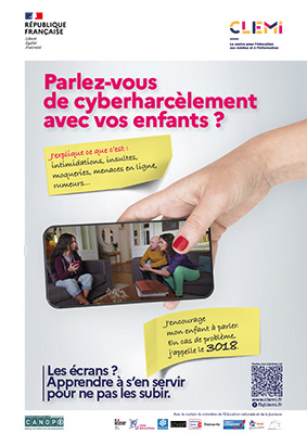 Affiche "Parlez-vous de cyberharcèlement avec vos enfants ?"